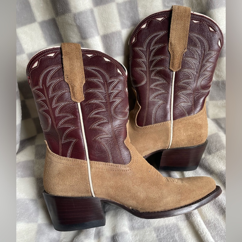 Tecovas Jolene - Picture 9 of 10